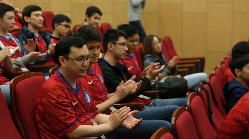 사이언스 캠프 개소식에 참여한 카자흐스탄 국제 올림피아드 대표 팀