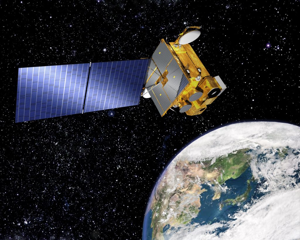 우리나라 최초의 정지궤도위성인 천리안이 임무를 수행하는 모습. 사진 출처: 위키백과