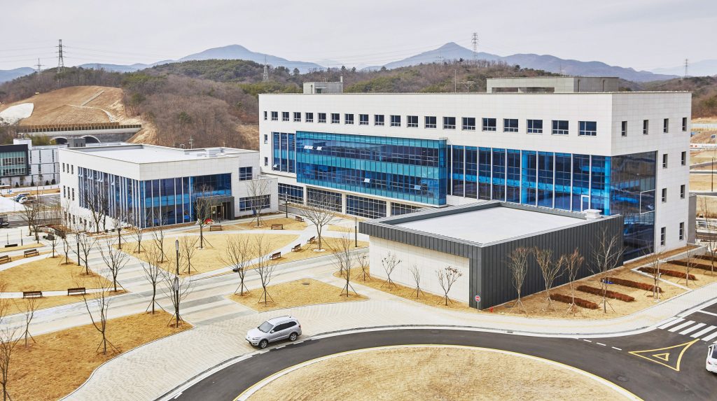 울산산학융합지구에 마련된 UNIST 산학융합캠퍼스의 모습. | 사진: 김경채