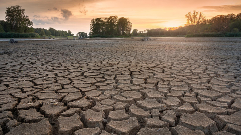 컴퓨터로 예측한 가까운 미래기후에서는 '가뭄은 더 심해지고 광범위화'한다고 나온다. 기후변화로 빨라진 물순환에 대비해야 한다. | 이미지 출처: Pixabay