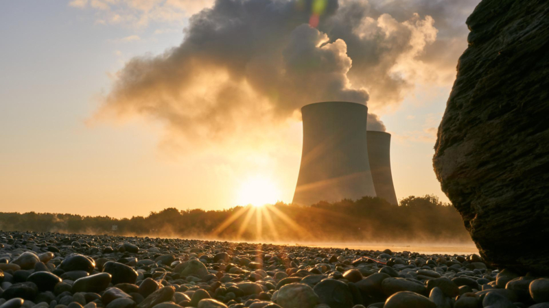 원자력발전소의 냉각탑 모습. | 이미지 출처: Pixabay