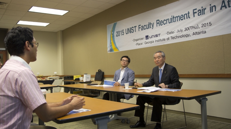 During the interview with President Cho at the UNIST Faculty Recruitment Fair, held at Georgia Institute of Technology, U.S on July 31, 2015.