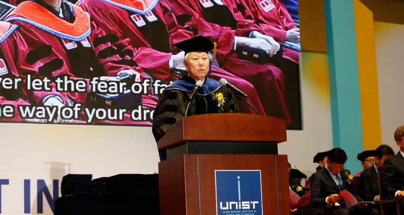 [2019 Commencement] “Your dreams will surely come true if you are willing to challenge and fail with growing minds.”