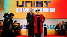 [2019 Commencement] ‘Yebong Best Dissertation Award’ by Former President Moo Je Cho