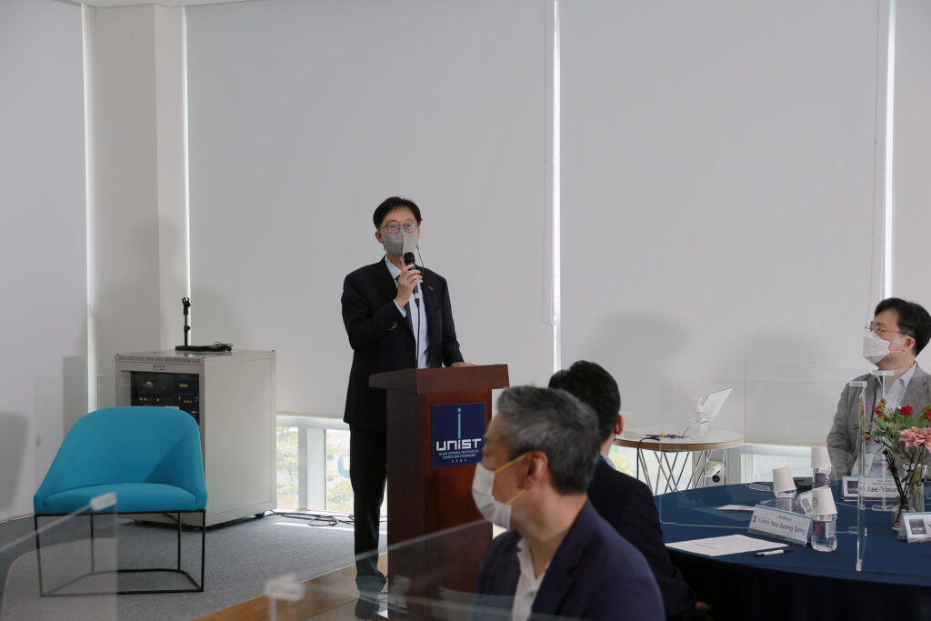 President Lee delivered a welcome remarks at the symposium on June 29, 2022.