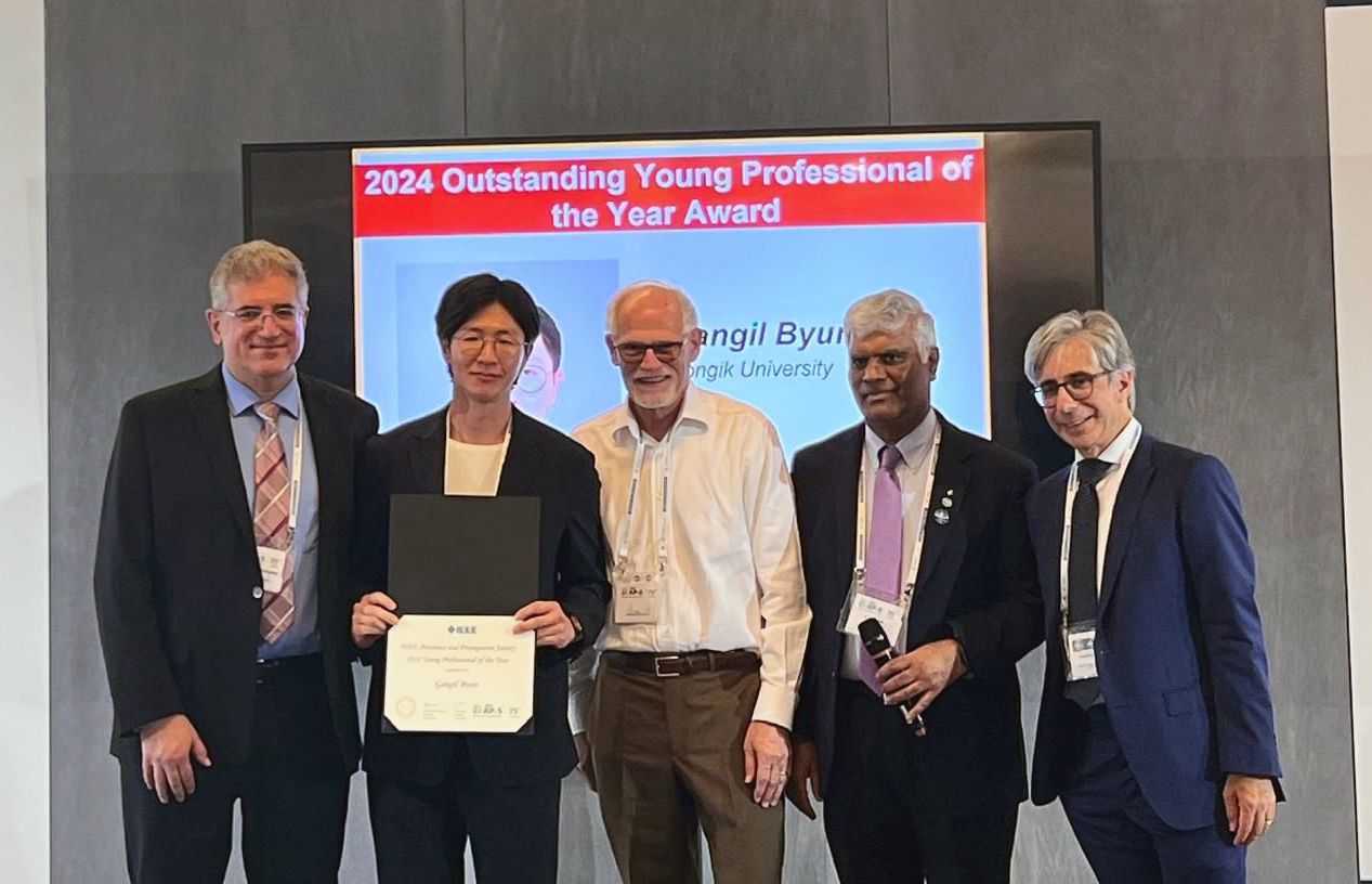 Professor Gangil Byun has been selected as the 2023 IEEE Antennas and Propagation Society Young Professional of the Year Awardee. l Image Credit: Professor Gangil Byun, Department of Electrical Engineering, UNIST