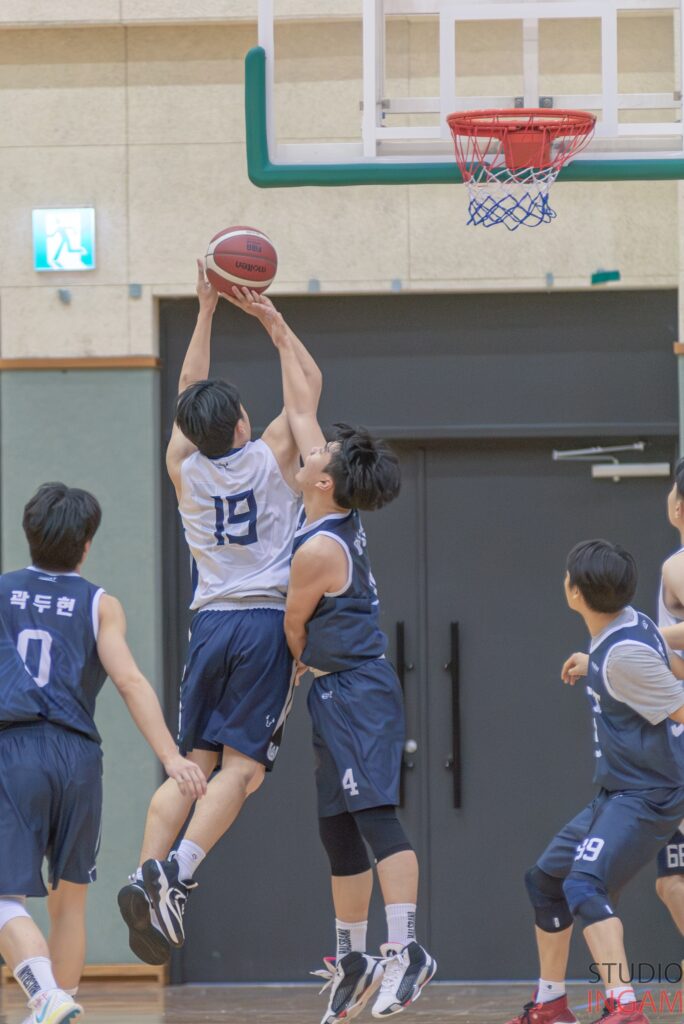 The runner-up finish of the 'UNIS Basketball Team' added 6 points, securing the overall championship for UNIST. l Image Credit: Studio Ingam