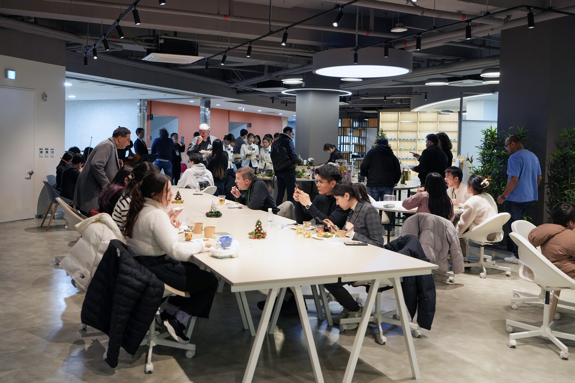 Participants felt a sense of belonging to UNIST and shared their research and cultural backgrounds with one another.
